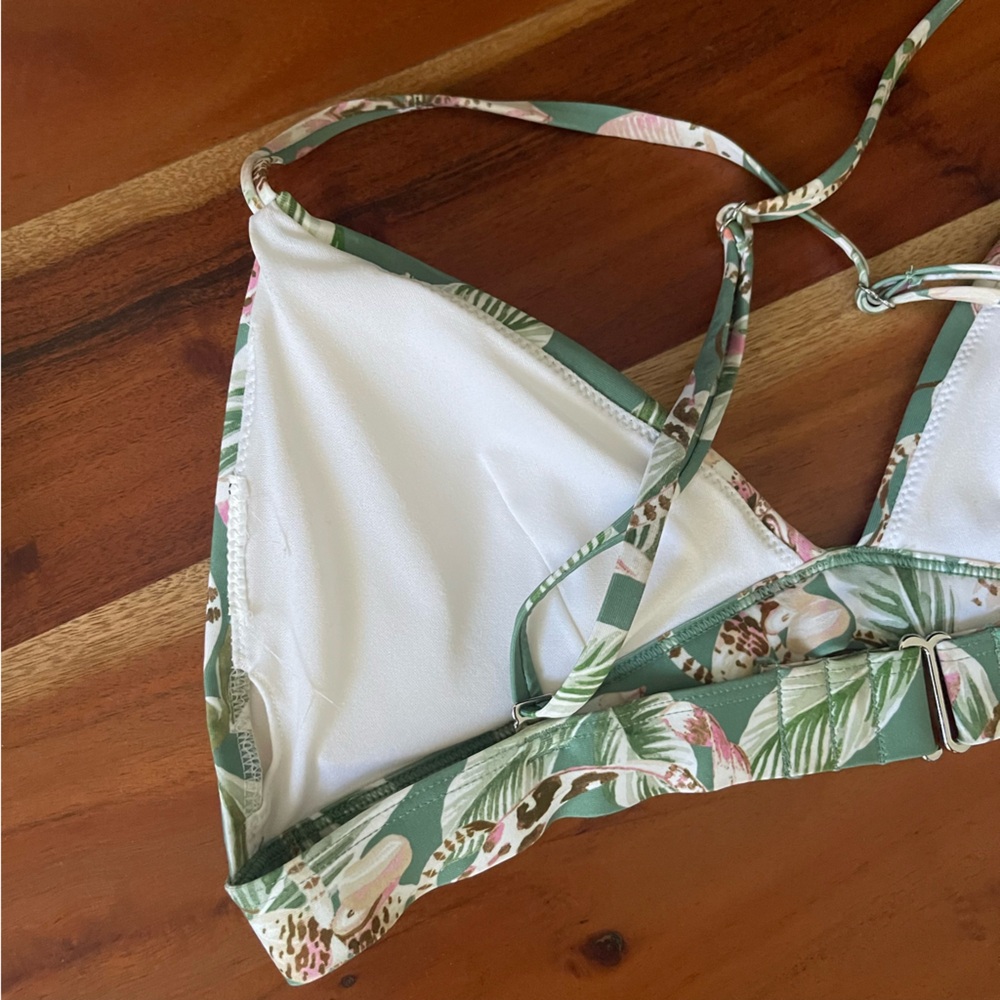 H&M green tropical print triangle bikini top - Picture 11 of 11